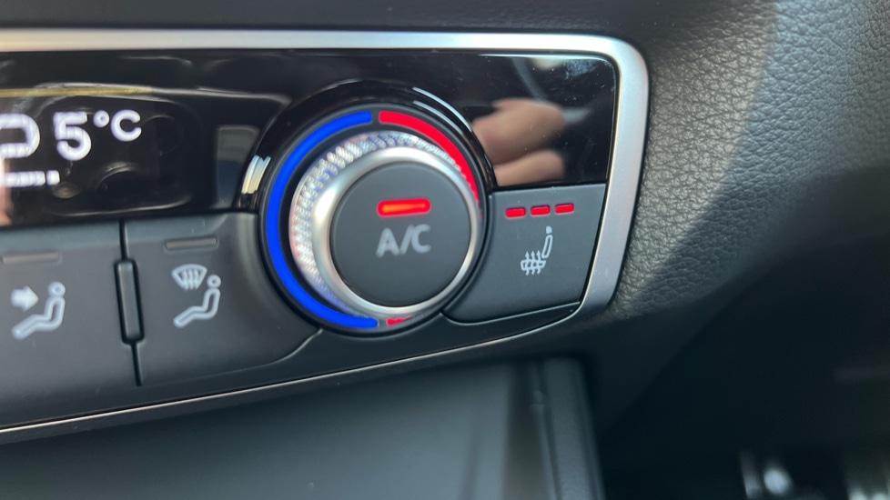 Used Audi Q3 2025 for sale - 76595299: Photo 39