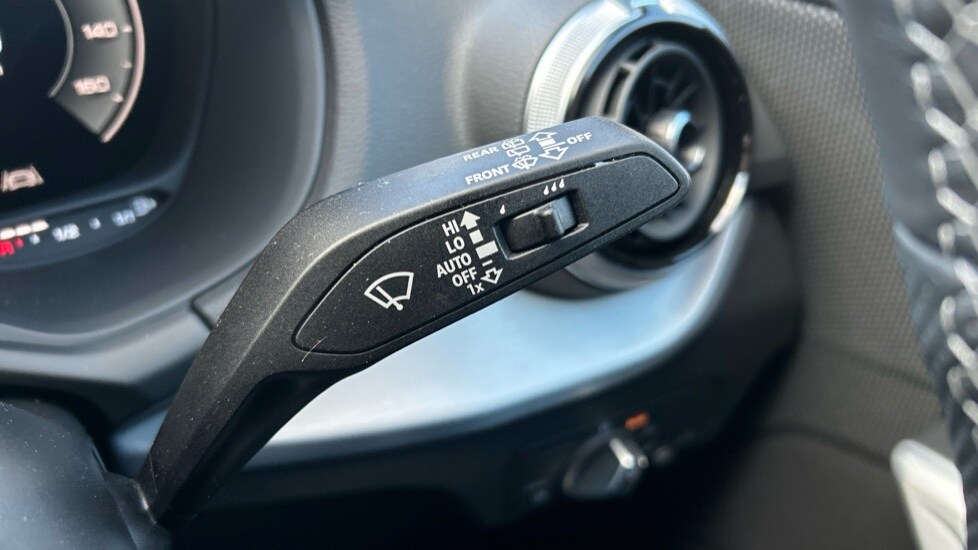 Used Audi Q2 2025 for sale - 76874478: Photo 31