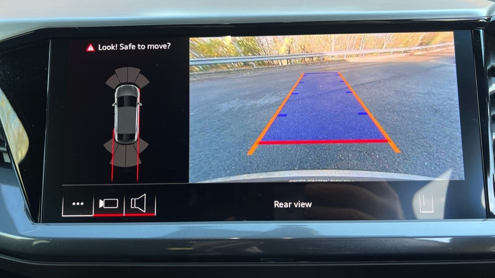 Used Audi Q4 e-tron 2025 for sale - 76773229: Photo 36