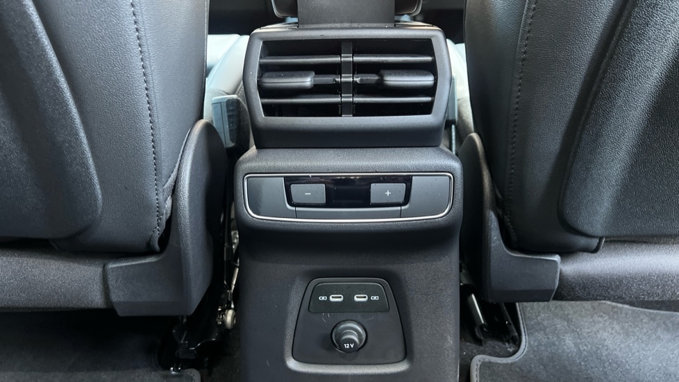 Used Audi Q4 e-tron 2025 for sale - 76773229: Photo 37