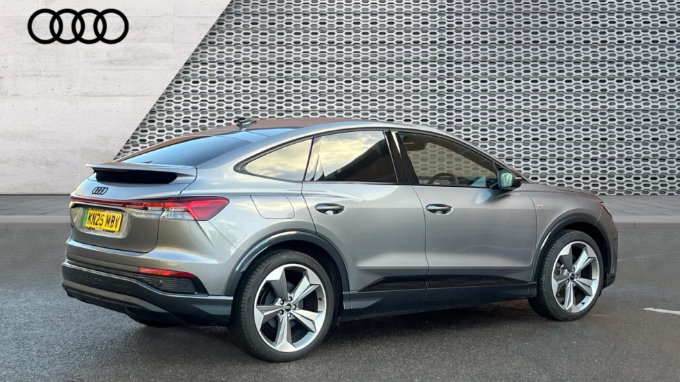 Used Audi Q4 e-tron 2025 for sale - 76773229: Photo 8