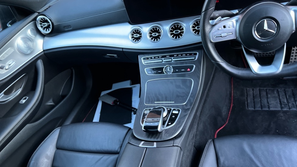 Used Mercedes-Benz E Class 2018 for sale - 76933280: Photo 12