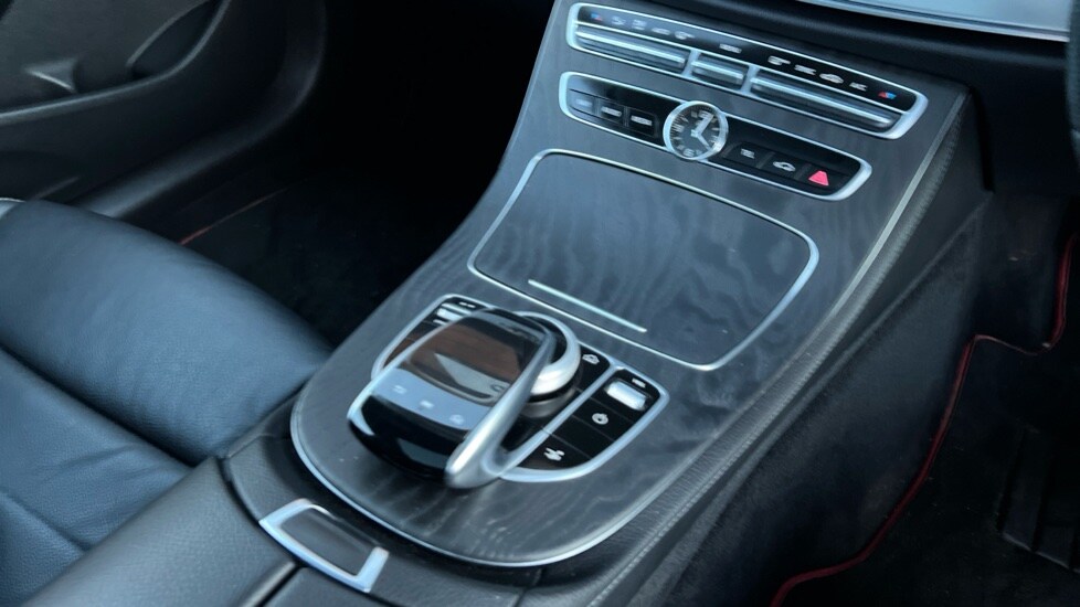 Used Mercedes-Benz E Class 2018 for sale - 76933280: Photo 19