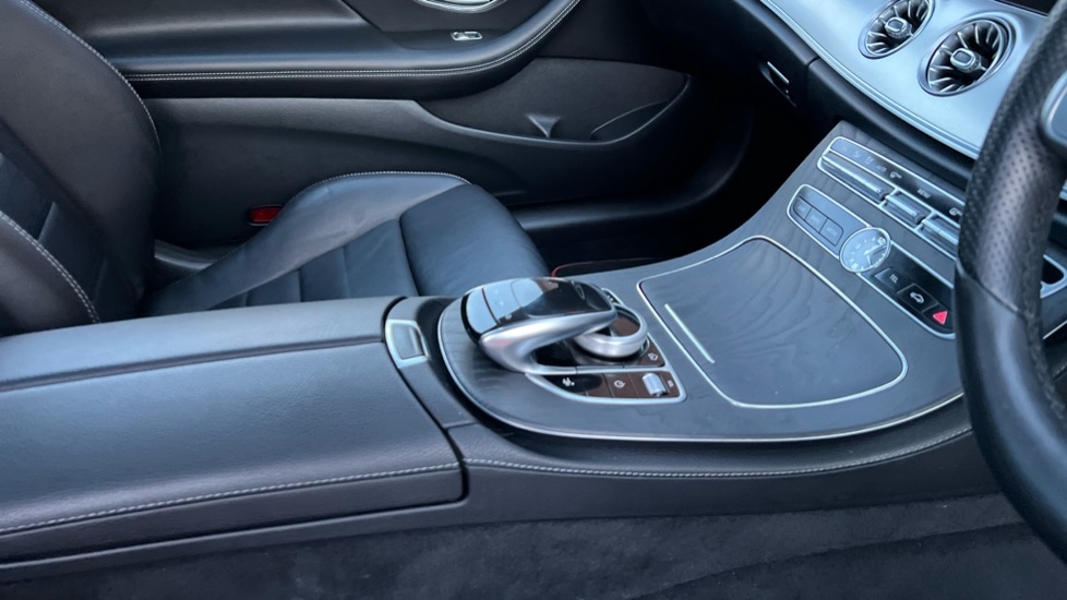 Used Mercedes-Benz E Class 2018 for sale - 76933280: Photo 27