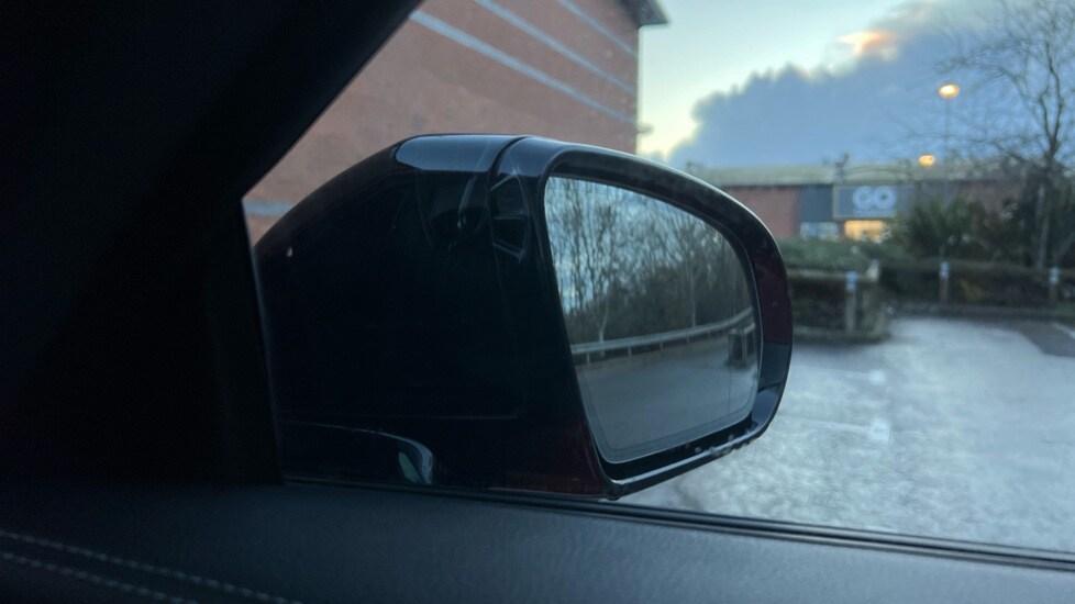 Used Mercedes-Benz E Class 2018 for sale - 76933280: Photo 32