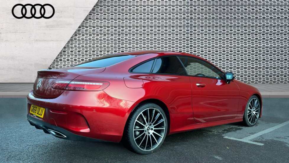 Used Mercedes-Benz E Class 2018 for sale - 76933280: Photo 8