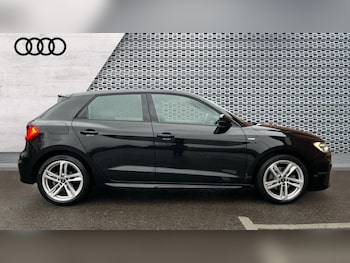 Used Audi A1 2023 for sale - 76960063: Photo