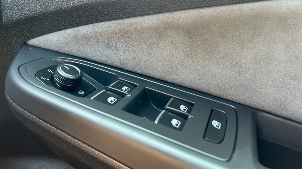 Used Volkswagen Golf 2022 for sale - 76415127: Photo 30