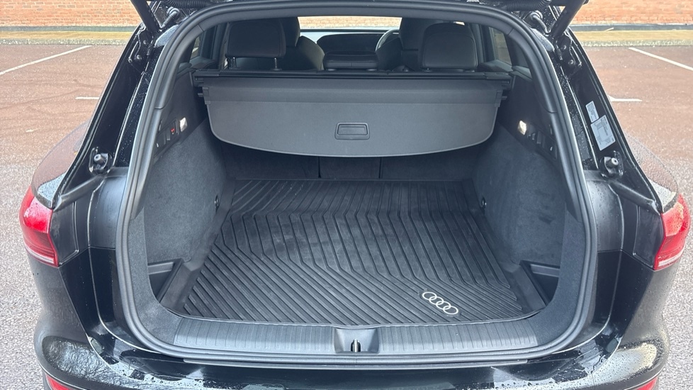 Used Audi Q6 e-tron 2025 for sale - 76745176: Photo 18