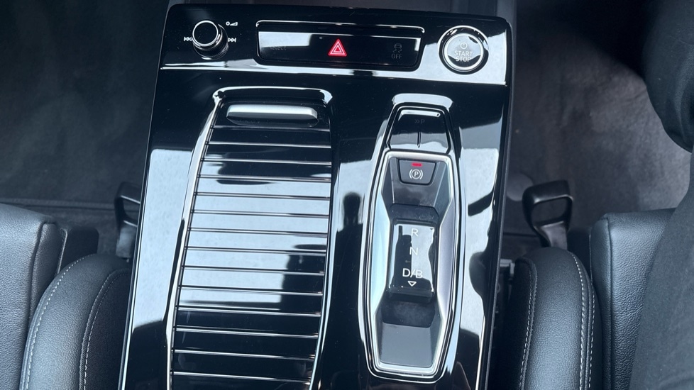 Used Audi Q6 e-tron 2025 for sale - 76745176: Photo 26