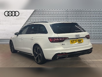 Used Audi A4 2022 for sale - 76722300: Photo