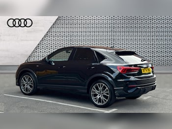 Used Audi Q3 2024 for sale - 75544456: Photo