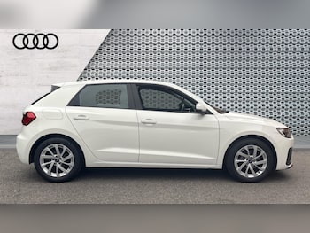 Used Audi A1 2023 for sale - 76154983: Photo 4