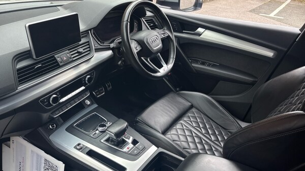 Used Audi Q5 2018 for sale - 76079009: Photo 2
