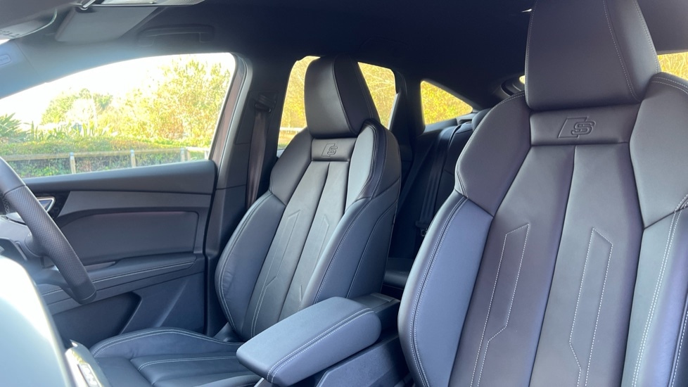 Used Audi Q4 e-tron 2025 for sale - 76908063: Photo 17