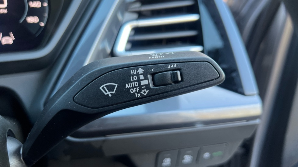 Used Audi Q4 e-tron 2025 for sale - 76908063: Photo 30