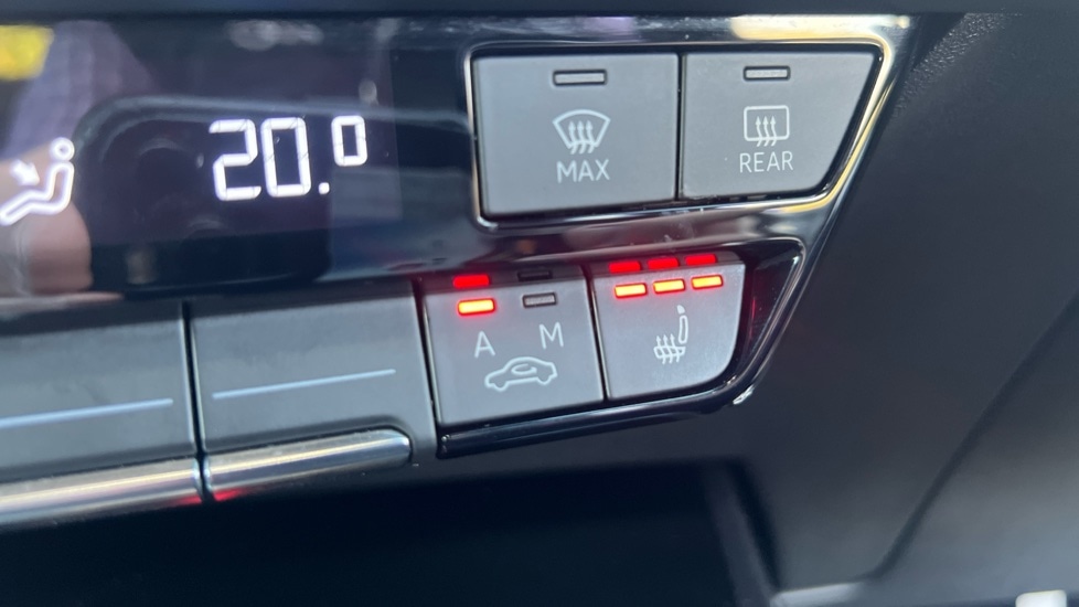 Used Audi Q4 e-tron 2025 for sale - 76908063: Photo 39