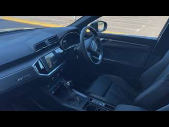 Used Audi Q3 2024 for sale - 74343197: Photo