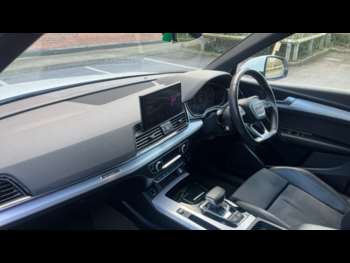 Used Audi Q5 2021 for sale - 74104050: Photo