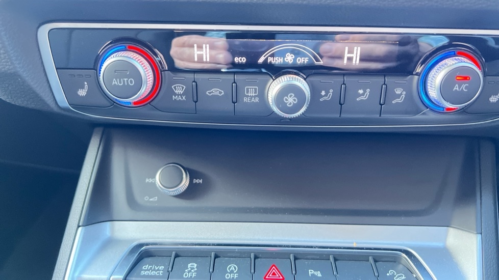 Used Audi Q3 2025 for sale - 76874385: Photo 16