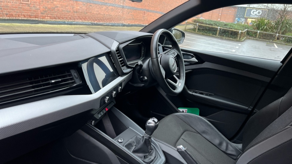 Used Audi A1 2023 for sale - 77055616: Photo 2