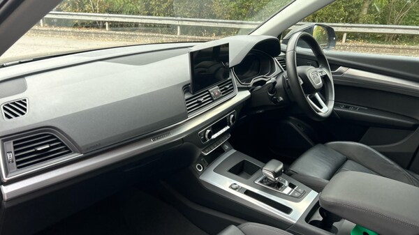 Used Audi Q5 2023 for sale - 76154823: Photo 2
