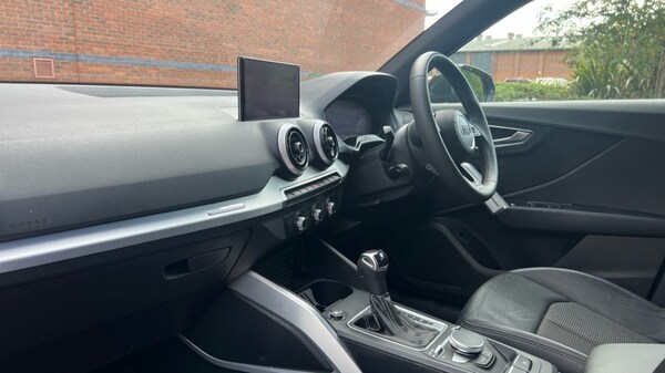 Used Audi Q2 2022 for sale - 76154902: Photo 2