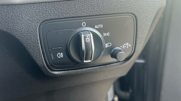 Used Audi Q2 2022 for sale - 76154902: Photo 35