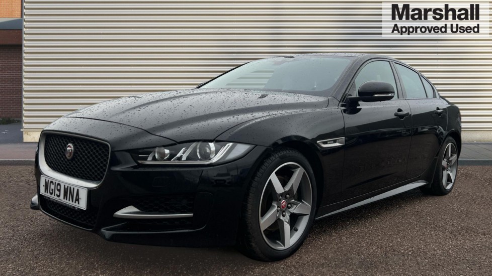 Used Jaguar XE 2019 for sale - 76928043: Photo 7