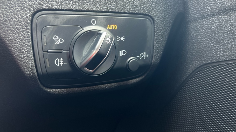 Used Audi Q2 2020 for sale - 76523491: Photo 35