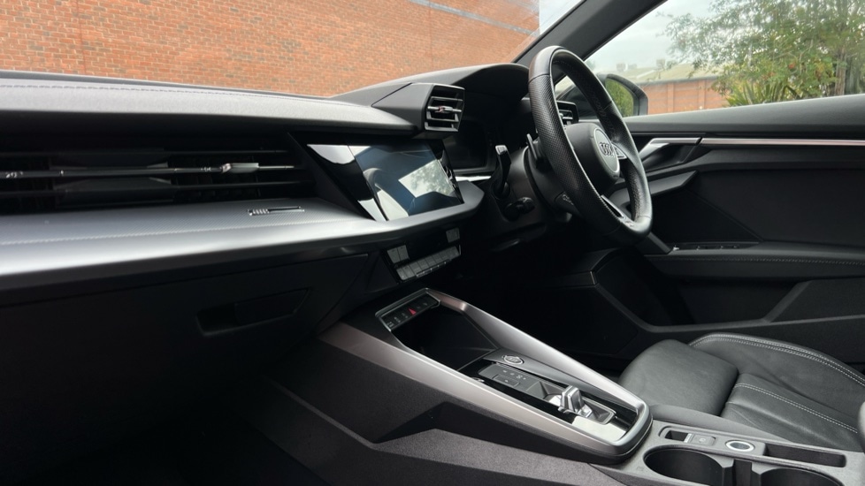 Used Audi A3 2023 for sale - 76074360: Photo 2