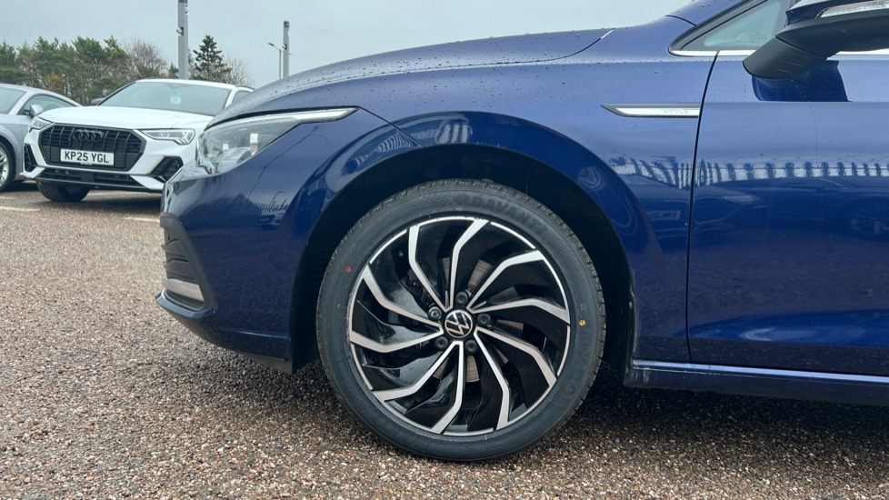 Used Volkswagen Golf 2023 for sale - 77059164: Photo 17