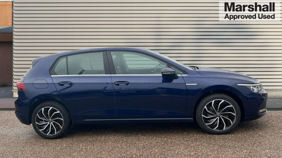 Used Volkswagen Golf 2023 for sale - 77059164: Photo 2