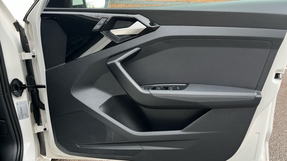 Used Audi A1 2018 for sale - 76635618: Photo 28