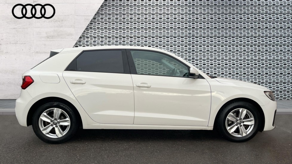 Used Audi A1 2018 for sale - 76635618: Photo 4