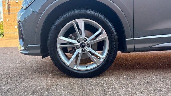Used Audi Q3 2024 for sale - 76104294: Photo 5