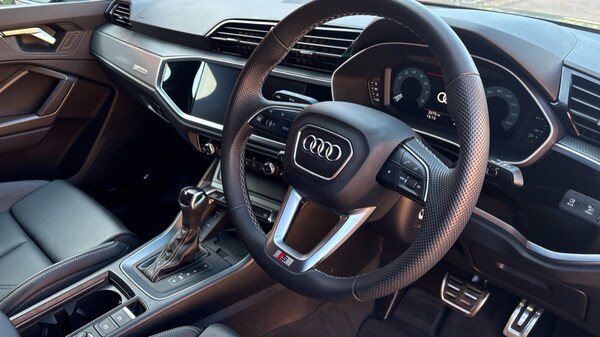 Used Audi Q3 2024 for sale - 76104294: Photo 6