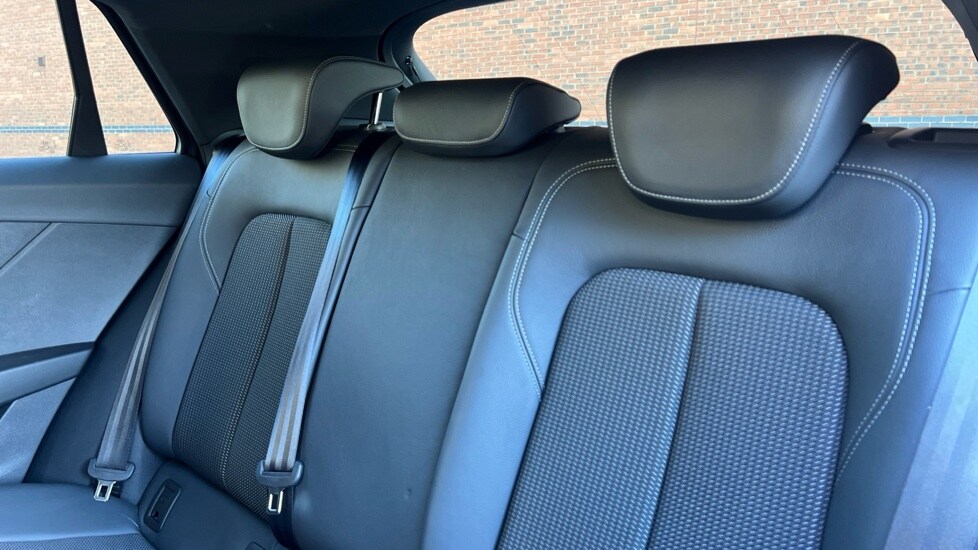 Used Audi Q2 2024 for sale - 76780254: Photo 15