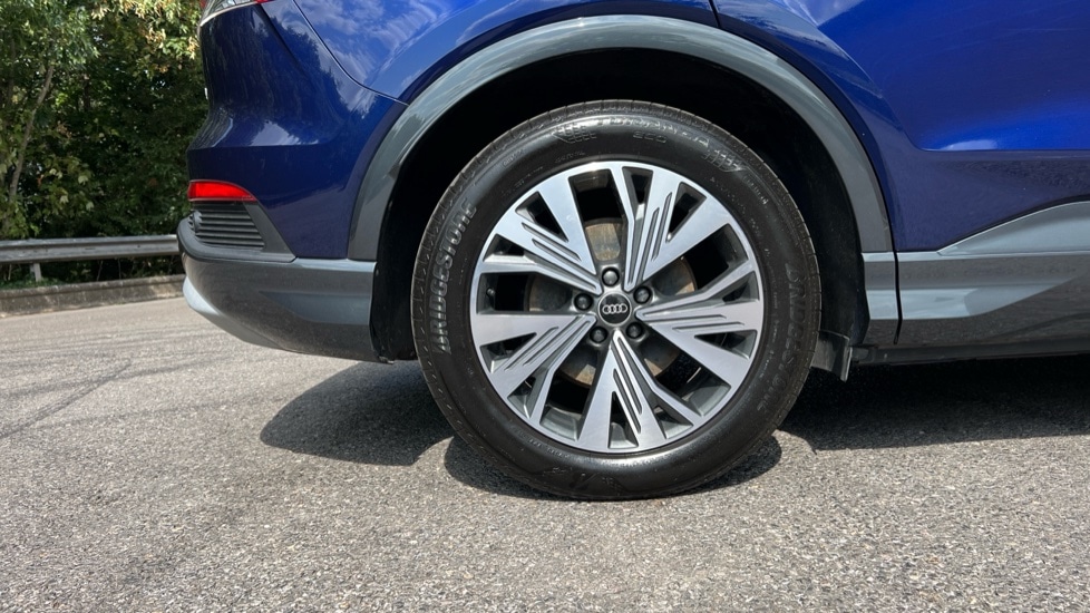 Used Audi Q4 e-tron 2023 for sale - 76154895: Photo 21