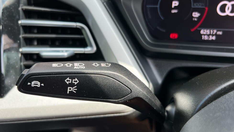 Used Audi Q4 e-tron 2023 for sale - 76154895: Photo 31