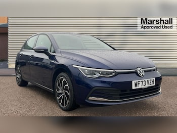 Used Volkswagen Golf 2023 for sale - 76750128: Photo