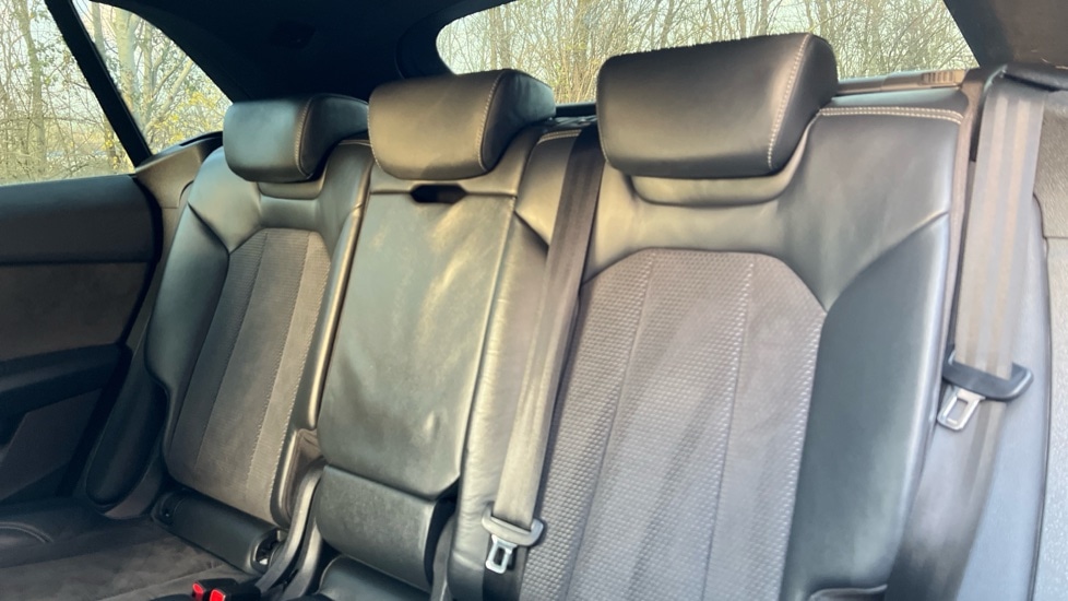 Used Audi Q8 2019 for sale - 76501408: Photo 15