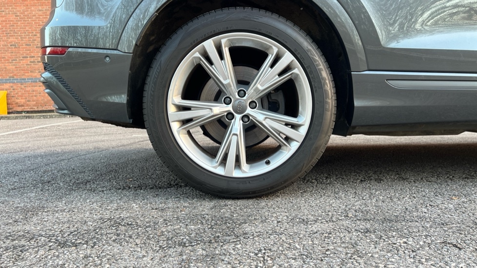 Used Audi Q8 2019 for sale - 76501408: Photo 21