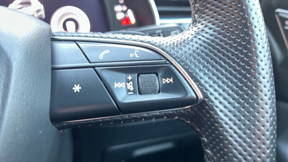 Used Audi Q8 2019 for sale - 76501408: Photo 23