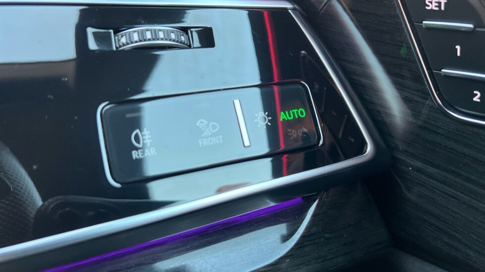 Used Audi Q8 2019 for sale - 76501408: Photo 35