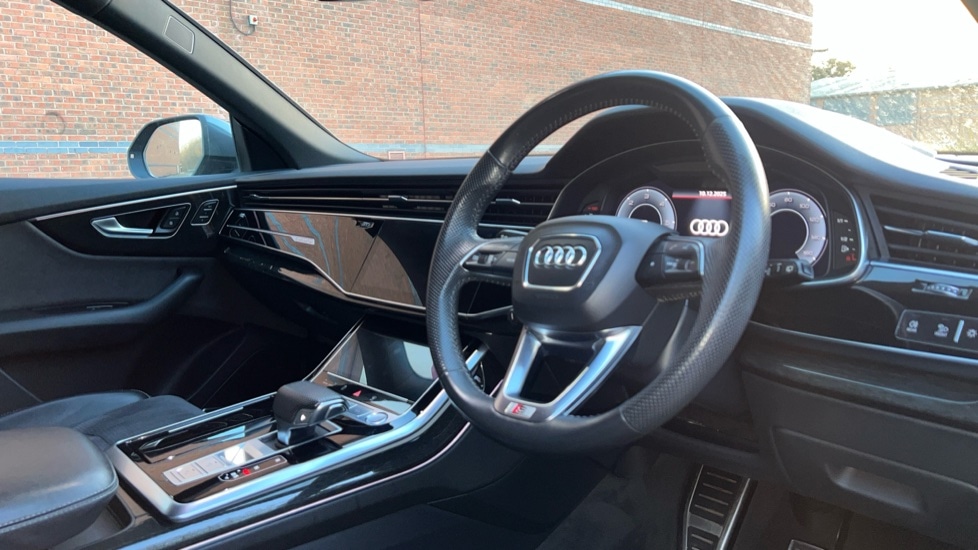 Used Audi Q8 2019 for sale - 76501408: Photo 6