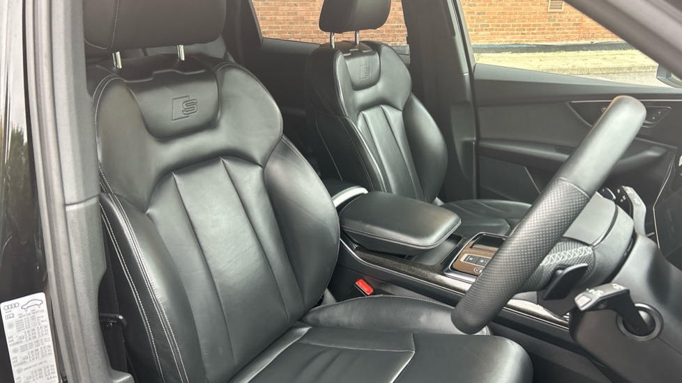 Used Audi Q7 2023 for sale - 76501259: Photo 17