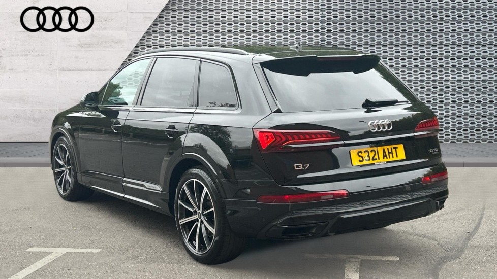 Used Audi Q7 2023 for sale - 76501259: Photo 3