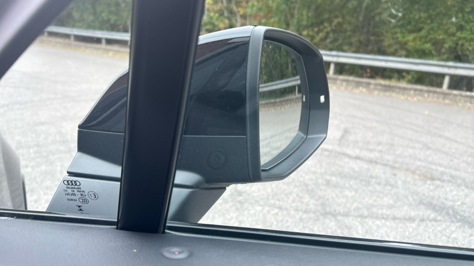 Used Audi Q7 2023 for sale - 76501259: Photo 32