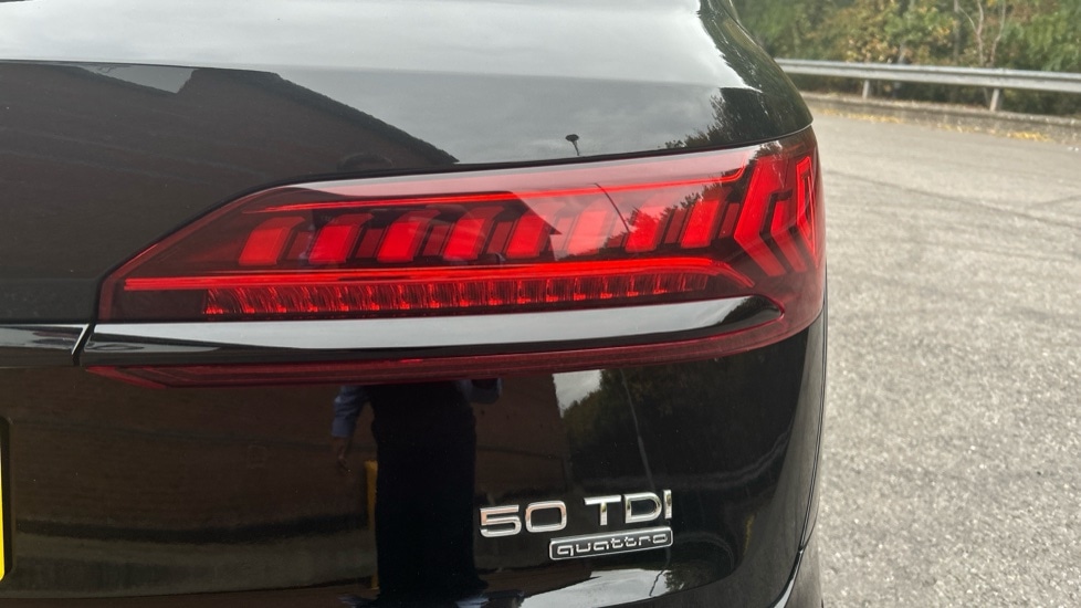 Used Audi Q7 2023 for sale - 76501259: Photo 33